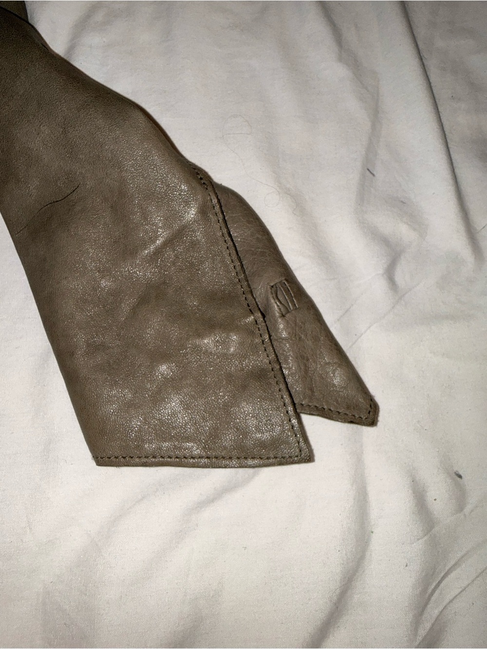 Beautiful Helmut Lang Olive Taupe Asymmetrical Draped Leather Jacket - Picture 7 of 13